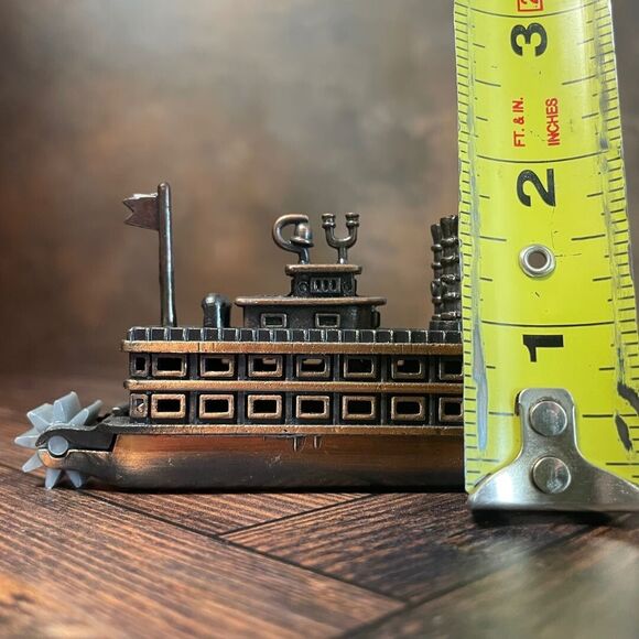 Vintage Die-Cast Steamboat Pencil Sharpener – Paddle Boat – Made in China - Picture 8 of 9